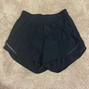 Lululemon Hotty Hot 4” Tall Navy Blue Shorts